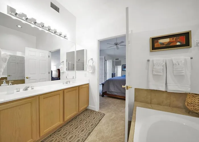Waterfront 1st Flr, Gated, 2 Bd Office, Trail Scottsdale