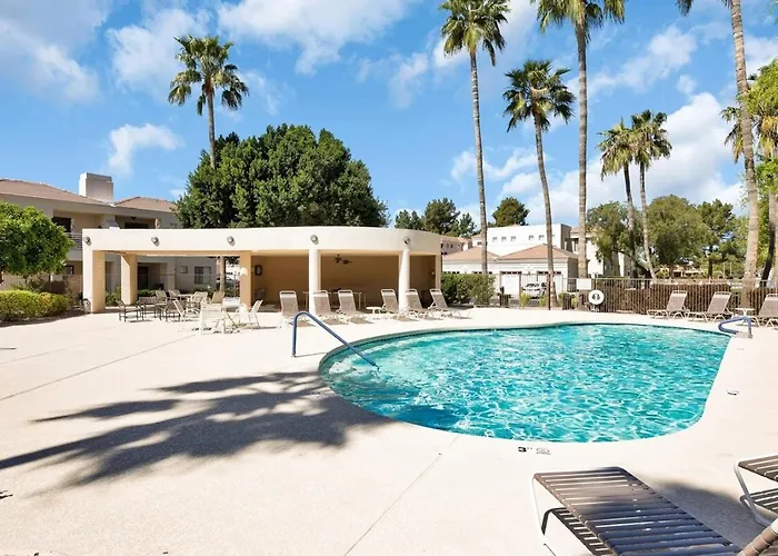 Waterfront 1st Flr, Gated, 2 Bd Office, Trail * Scottsdale