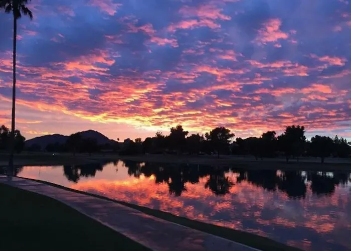 Holiday home Waterfront 1st Flr, Gated, 2 Bd Office, Trail Scottsdale
